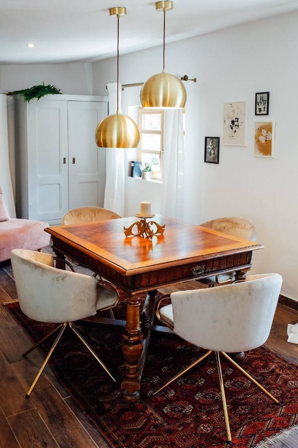 Apartment Aussee- Atelier Salzherrenhof- Kueche, Wlan, Netflix Bad Aussee Exterior foto